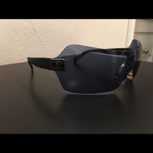 Chanel 4109 Vintage RARE wraparound sunglasses